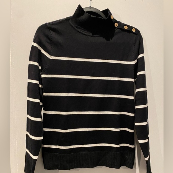 Cable & gauge, ,turtleneck sweater NWOT , SM , - Picture 2 of 6